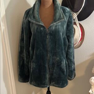 32 Degrees Women's Green Teddy Jacket